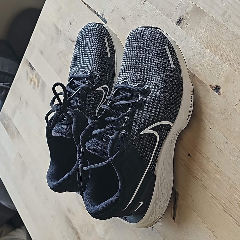 Nike Invincible 2